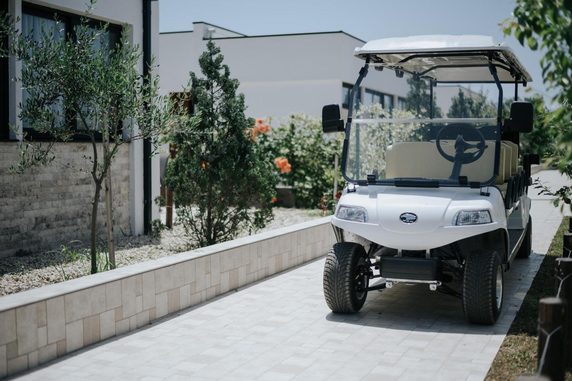 Imperial Family Resort Ulcinj Bagian luar foto