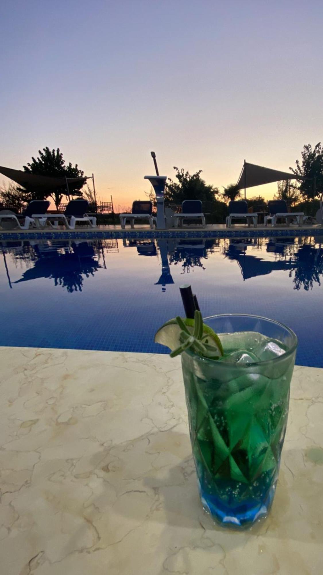 Imperial Family Resort Ulcinj Bagian luar foto