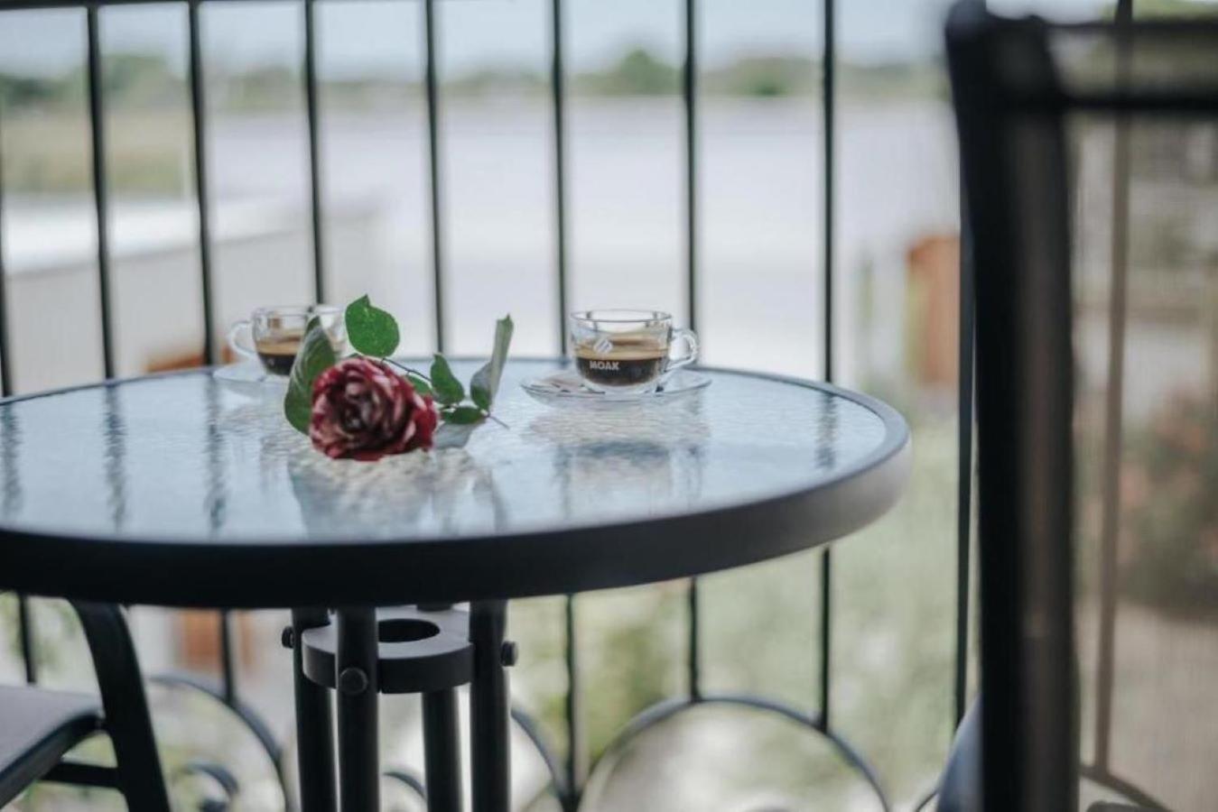 Imperial Family Resort Ulcinj Bagian luar foto