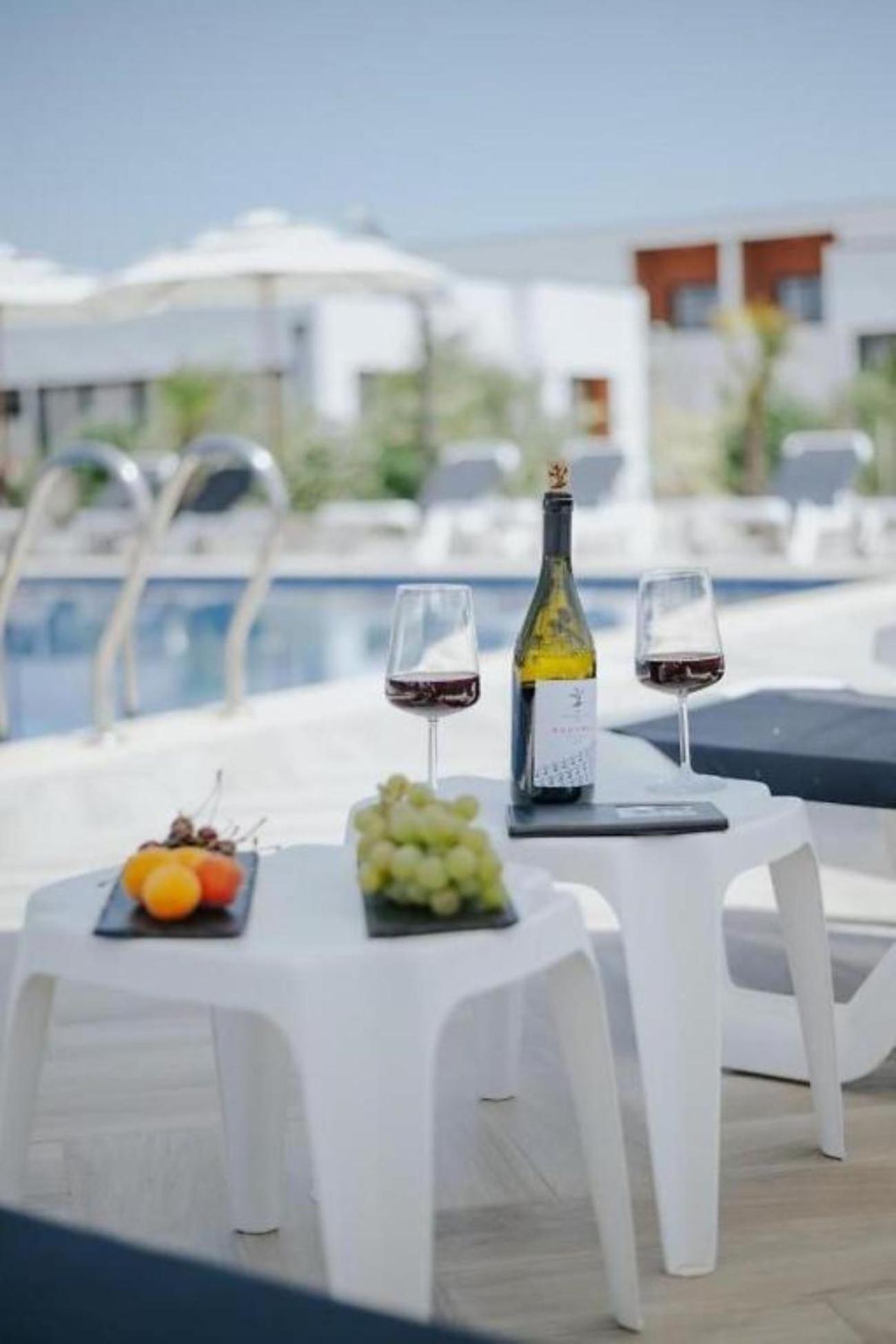 Imperial Family Resort Ulcinj Bagian luar foto